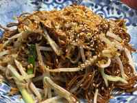 食品, テーブル, 皿, 座る が含まれている画像
AI 生成コンテンツは誤りを含む可能性があります。