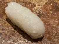 食品, 座る, 作品, ケーキ が含まれている画像
AI 生成コンテンツは誤りを含む可能性があります。