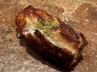 動物, 作品, 食品, 座る が含まれている画像
AI 生成コンテンツは誤りを含む可能性があります。