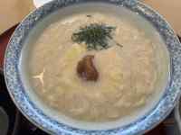 鍋の中のスープ
AI 生成コンテンツは誤りを含む可能性があります。