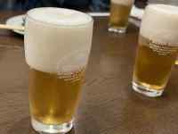 ビールの入ったグラス
AI 生成コンテンツは誤りを含む可能性があります。