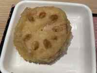 プラスチック容器の中の食べ物
AI 生成コンテンツは誤りを含む可能性があります。