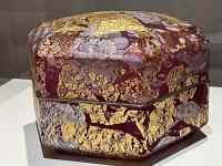 ボックス, 食品 が含まれている画像
AI 生成コンテンツは誤りを含む可能性があります。