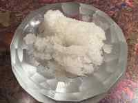 皿の上に置かれている
AI 生成コンテンツは誤りを含む可能性があります。