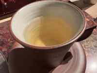 カップに入った飲み物
AI 生成コンテンツは誤りを含む可能性があります。