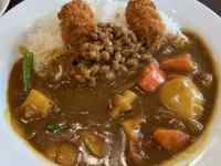 皿の上のシチュー
AI 生成コンテンツは誤りを含む可能性があります。