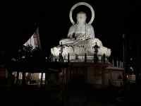 建物, 大きい, 礼拝堂 が含まれている画像
AI 生成コンテンツは誤りを含む可能性があります。