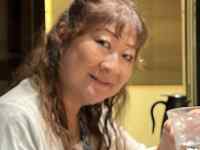 女性の顔
AI 生成コンテンツは誤りを含む可能性があります。