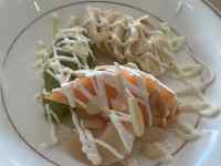 皿の上にあるパスタ
AI 生成コンテンツは誤りを含む可能性があります。