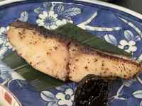 皿の上の食べ物
AI 生成コンテンツは誤りを含む可能性があります。