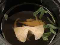 食品, ボウル, いっぱい, テーブル が含まれている画像
AI 生成コンテンツは誤りを含む可能性があります。