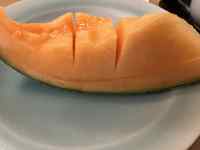 皿の上のオレンジ
AI 生成コンテンツは誤りを含む可能性があります。