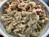 ボウルに入った料理
AI 生成コンテンツは誤りを含む可能性があります。