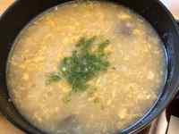 鍋の中のスープ
AI 生成コンテンツは誤りを含む可能性があります。