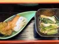 容器の中にあるサラダ
AI 生成コンテンツは誤りを含む可能性があります。