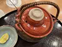 テーブル, 座る, 食品, 皿 が含まれている画像
AI 生成コンテンツは誤りを含む可能性があります。