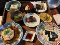 e[ȕɂ鐔ނ̐H

AI Rec͌܂މ\܂B