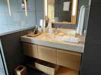 �V�����[���[���Ɛ��ʑ�

AI �����R���e���c�͌����܂މ\��������܂��B