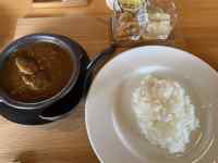 �e�[�u��, �J�b�v, �R�[�q�[, �H�i ���܂܂�Ă���摜

AI �����R���e���c�͌����܂މ\��������܂��B