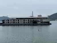 �`�ɒ┑���Ă���{�[�g

AI �����R���e���c�͌����܂މ\��������܂��B