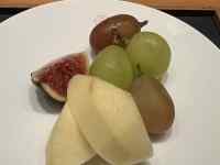 �M�̏�̐H�ו�

AI �����R���e���c�͌����܂މ\��������܂��B