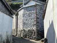 �����̊O�ɗ����Ă���

AI �����R���e���c�͌����܂މ\��������܂��B