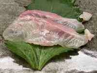 ����, �H�i, ������, ������� ���܂܂�Ă���摜

AI �����R���e���c�͌����܂މ\��������܂��B