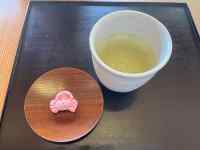 �e�[�u��, ����, ����, �H�i ���܂܂�Ă���摜

AI �����R���e���c�͌����܂މ\��������܂��B