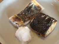 �H�i, �e�[�u��, �M, ���� ���܂܂�Ă���摜

AI �����R���e���c�͌����܂މ\��������܂��B