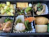 �����̃R���[�W��

AI �����R���e���c�͌����܂މ\��������܂��B