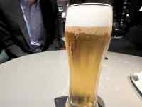 �r�[���̓������O���X

AI �����R���e���c�͌����܂މ\��������܂��B