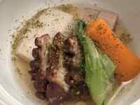 �M�̏�̓��Ɩ�؂̗���

AI �����R���e���c�͌����܂މ\��������܂��B