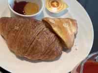 �M�̏�̐H�ו�

AI �����R���e���c�͌����܂މ\��������܂��B