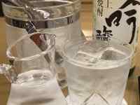 �K���X�̃R�b�v

AI �����R���e���c�͌����܂މ\��������܂��B