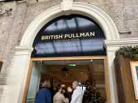 ����, ���O, �t�����g, ���� ���܂܂�Ă���摜

AI �����R���e���c�͌����܂މ\��������܂��B