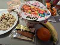 �e�[�u���̏�ɂ��邢���ȐH�ו�

AI �����R���e���c�͌����܂މ\��������܂��B