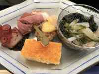 �H�i, �e�[�u��, �M, ���� ���܂܂�Ă���摜

AI �����R���e���c�͌����܂މ\��������܂��B