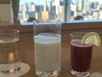 �e�[�u��, ��, �J�b�v, ���� ���܂܂�Ă���摜

AI �����R���e���c�͌����܂މ\��������܂��B