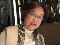 ��������߂�j��

AI �����R���e���c�͌����܂މ\��������܂��B