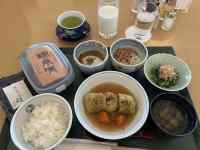 �e�[�u���̏�ɂ��邢���ȐH�ו�

AI �����R���e���c�͌����܂މ\��������܂��B