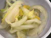 �{�E���̒��ɂ���p�X�^

AI �����R���e���c�͌����܂މ\��������܂��B