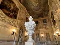 ����, ����, �e�[�u��, ���� ���܂܂�Ă���摜

AI �����R���e���c�͌����܂މ\��������܂��B