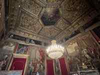 ����, �e�[�u��, ����, ���� ���܂܂�Ă���摜

AI �����R���e���c�͌����܂މ\��������܂��B