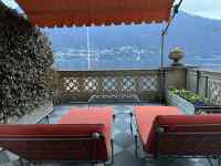 �e�[�u��, ����, ����, �x���` ���܂܂�Ă���摜

AI �����R���e���c�͌����܂މ\��������܂��B