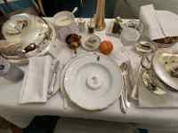 ����, �e�[�u��, �M, ���� ���܂܂�Ă���摜

AI �����R���e���c�͌����܂މ\��������܂��B