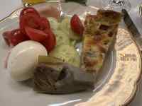 �M�̏�̐H�ו�

AI �����R���e���c�͌����܂މ\��������܂��B