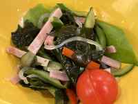 �{�E���̒��ɂ���T���_

AI �����R���e���c�͌����܂މ\��������܂��B