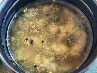 �t���C�p���̒��̃X�[�v

AI �����R���e���c�͌����܂މ\��������܂��B