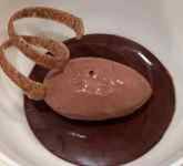 �M, �h�[�i�c, �e�[�u��, ���� ���܂܂�Ă���摜

AI �����R���e���c�͌����܂މ\��������܂��B