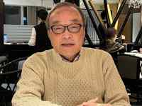 �֎q�ɍ����Ă���j��

AI �����R���e���c�͌����܂މ\��������܂��B